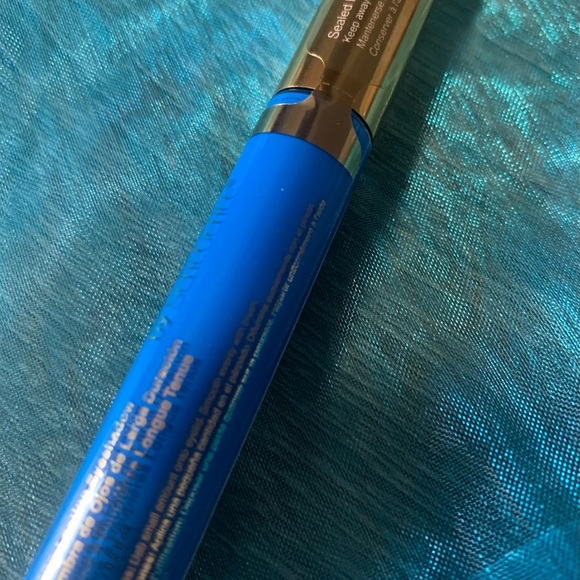 NEW ShadowSense - Blue - Picture 2 of 2